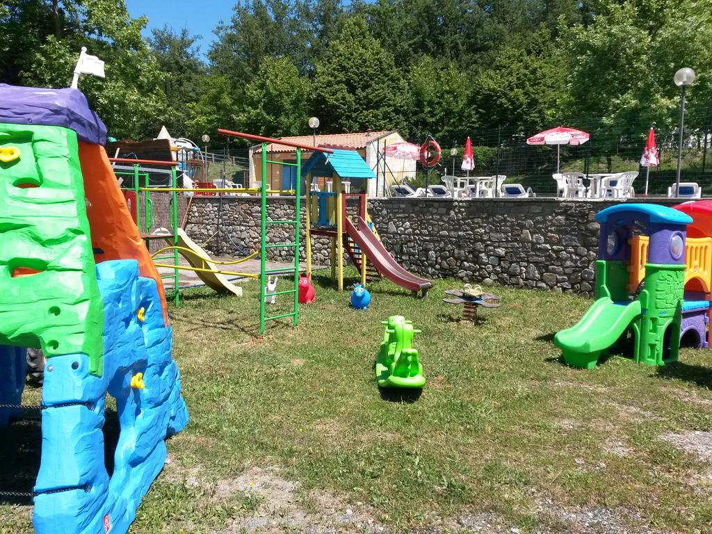 Camping Village la Verna Chiusi della Verna Exteriör bild